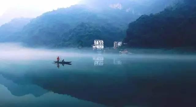 萃华珠宝涨停